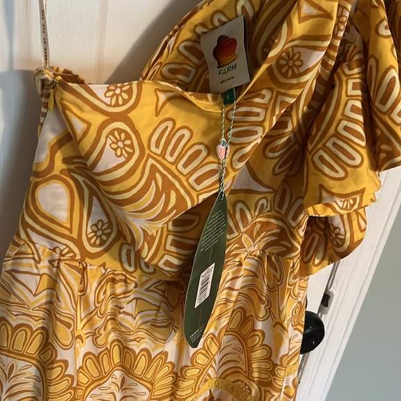 ‼️LAST CHANCE - Farm Rio Ainika tapestry yellow one shoulder maxi dress - Picture 8 of 10
